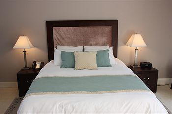 Hotel The Alexander 3*